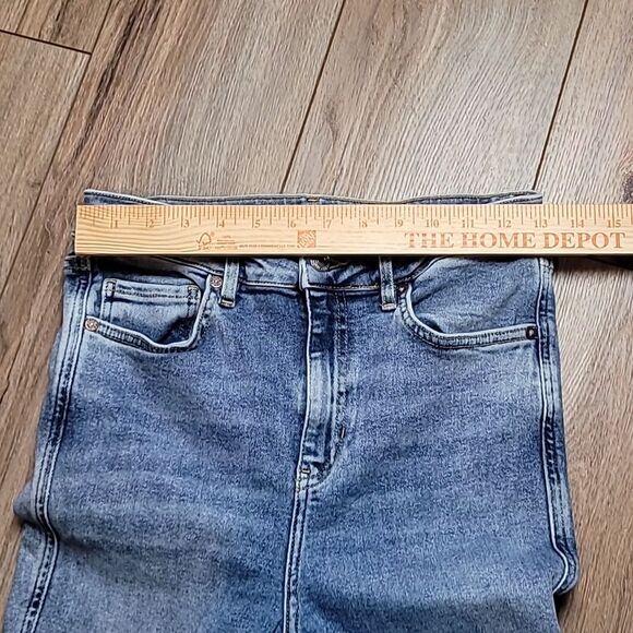 We The Free Jeans Womens 29 Blue Denim Distressed Skinny Straight Pants … - Picture 4 of 8